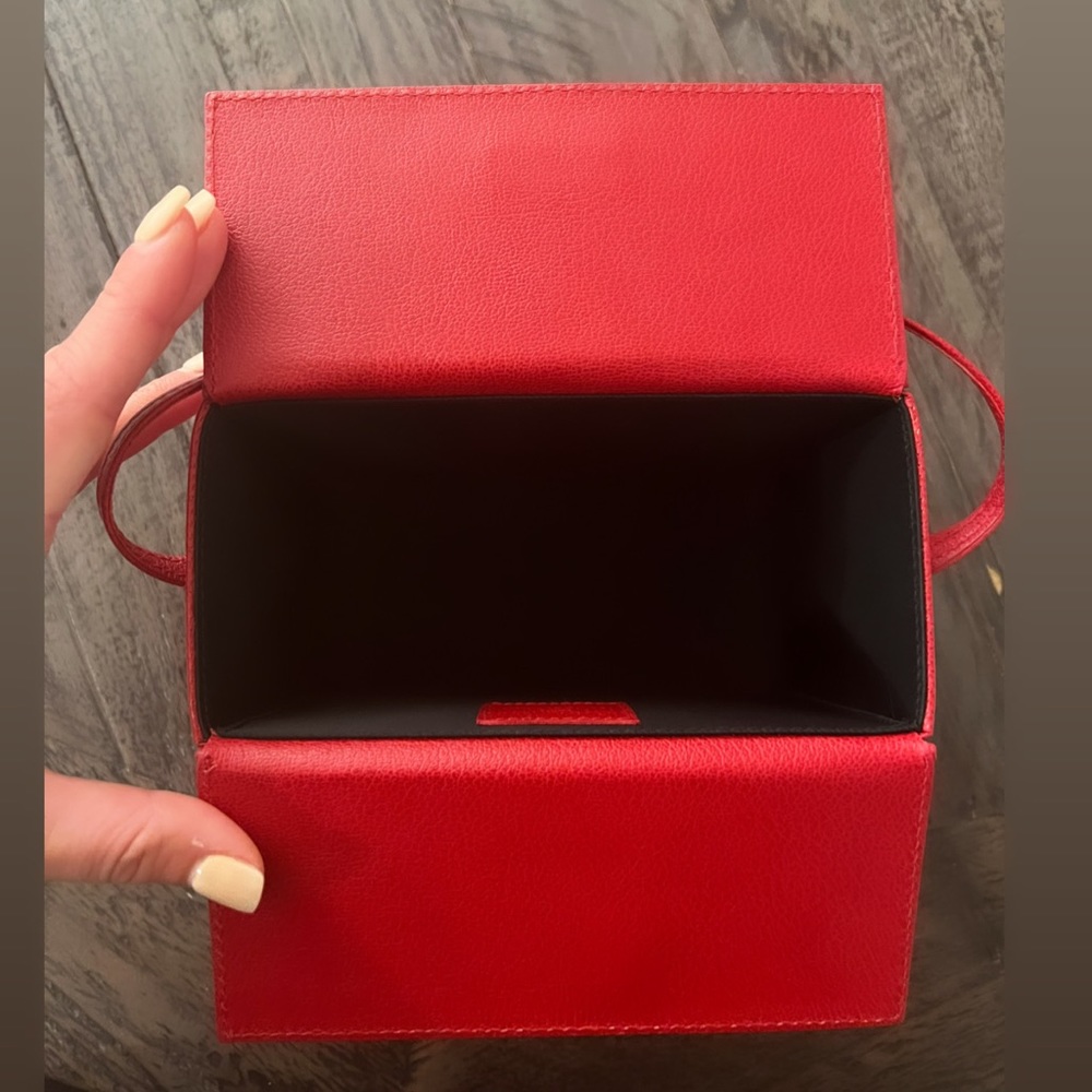 DIOR RARE BOX BAG - Picture 2 of 5